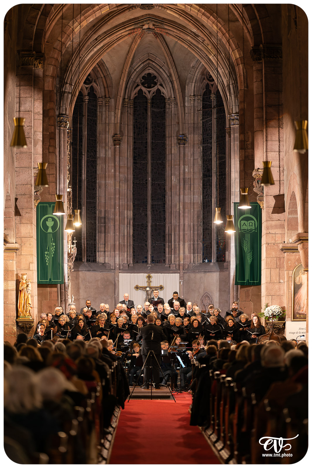 LA MESSE DU COURONNEMENT